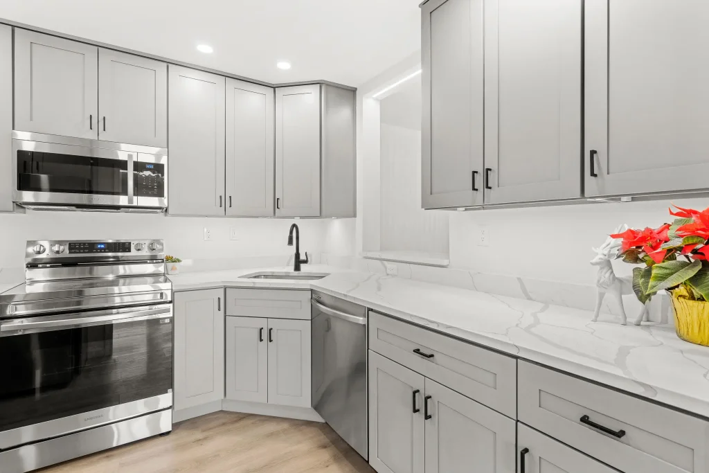 2 Scituate Place, Merrimack