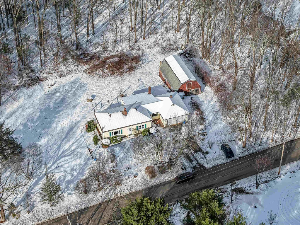 52 Whittier Street, Newton