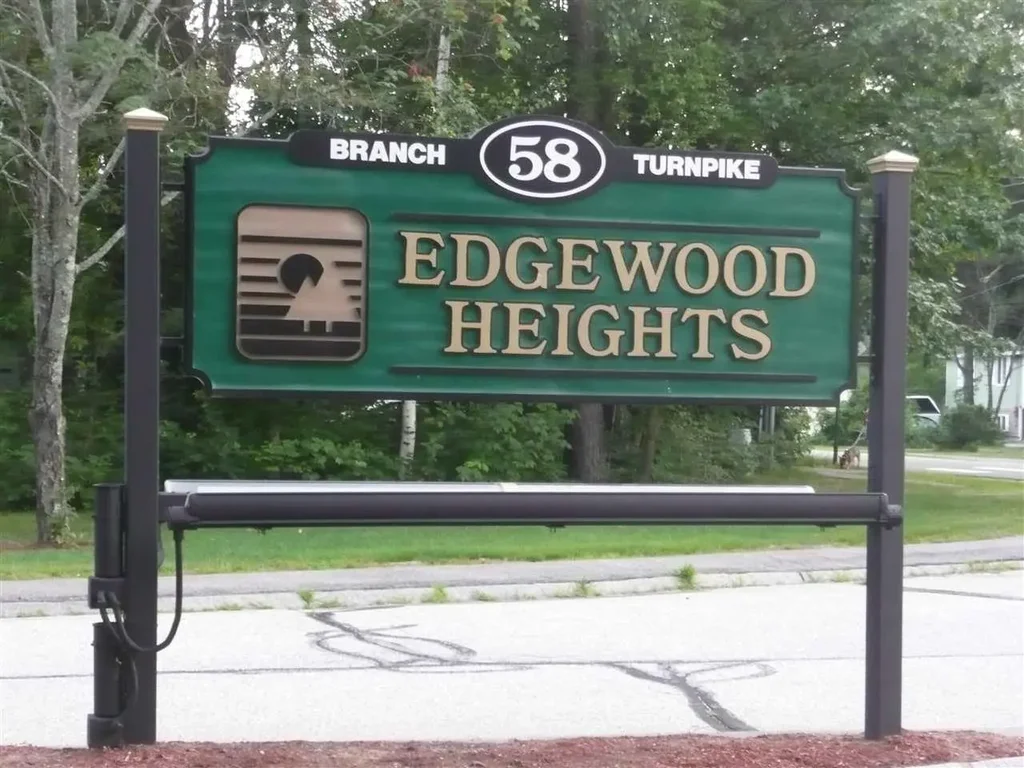 58 Branch Turnpike, Concord