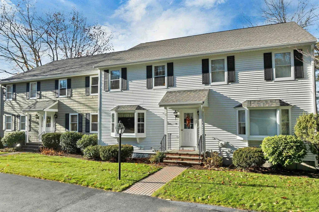 39 Harbor Way, Wolfeboro