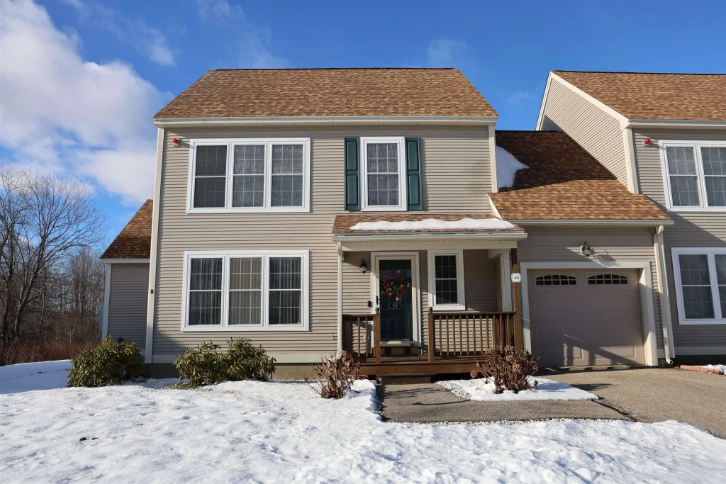 43 Abbey Road, Brentwood