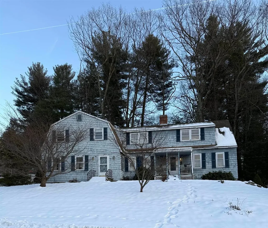 24 Shadwell Road, Nashua