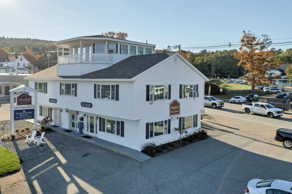 319 Whittier Highway, Center Harbor