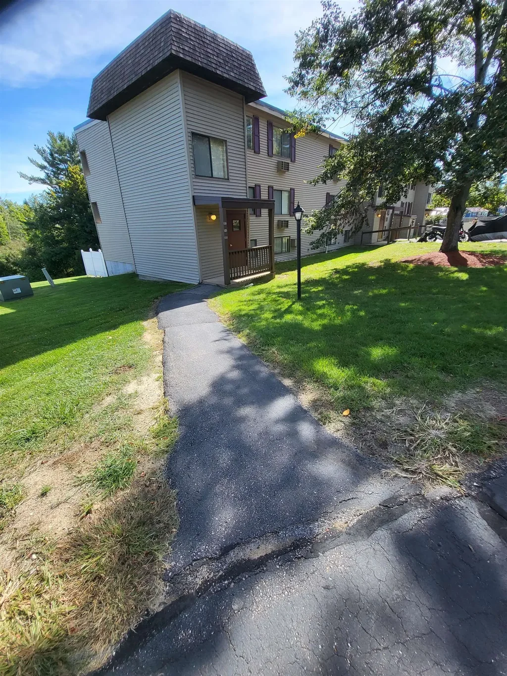 9 Treetop Circle, Laconia