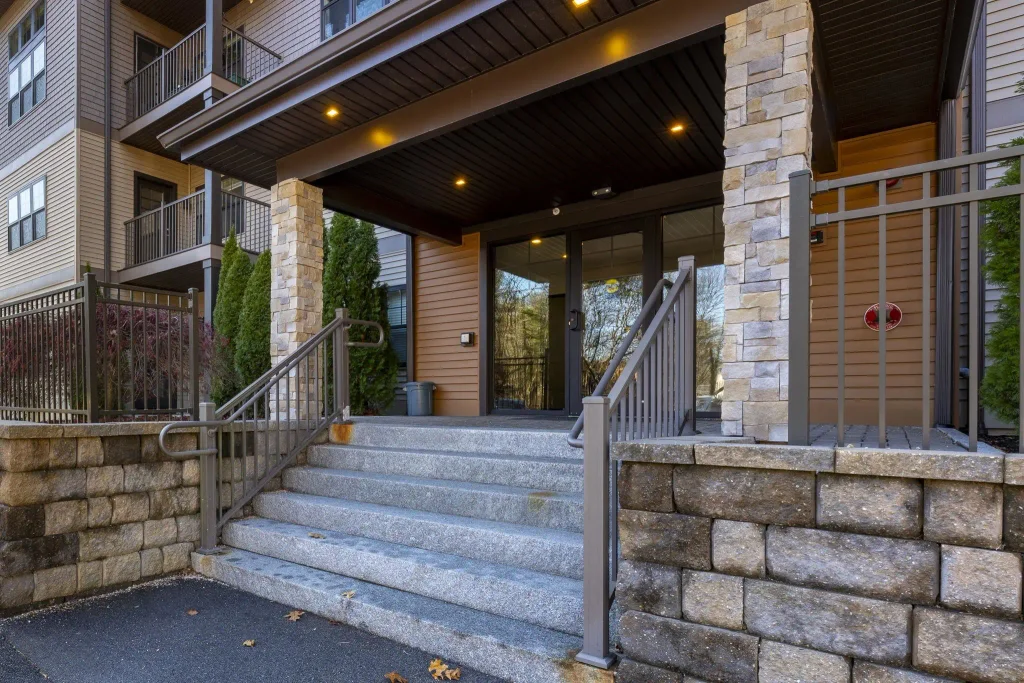 150 Us Rt 1 Bypass, Portsmouth