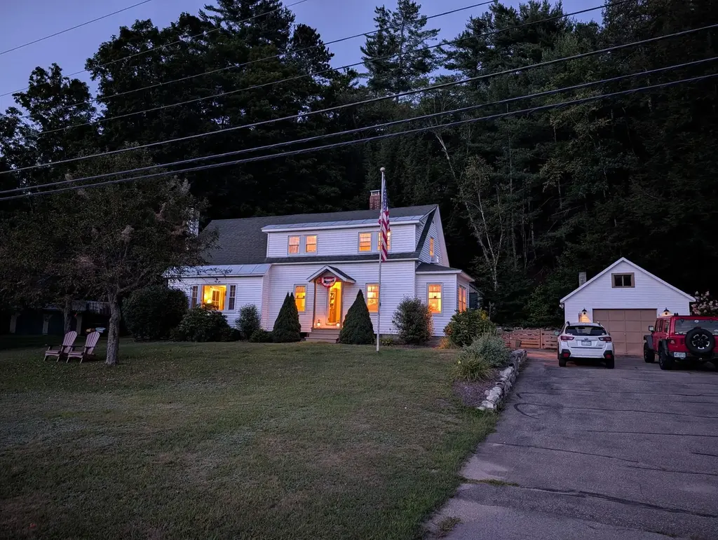 819 Eastside Road, Woodstock