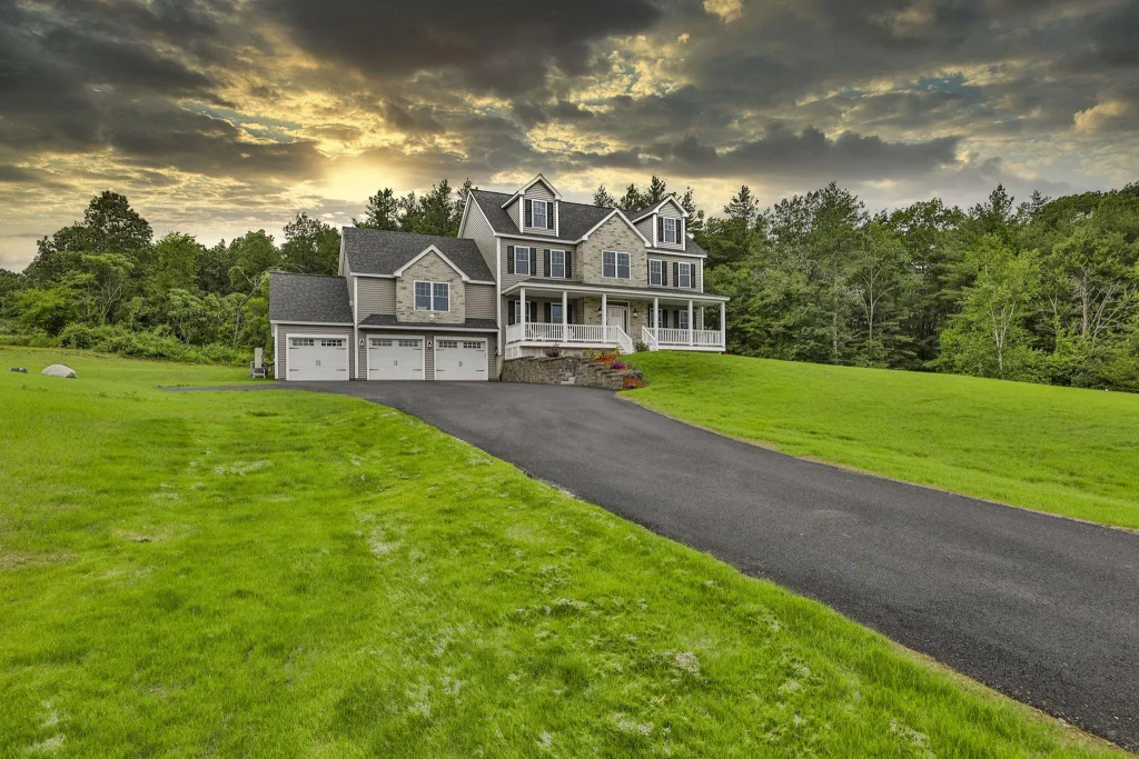 2 Warren's Way, Brookline