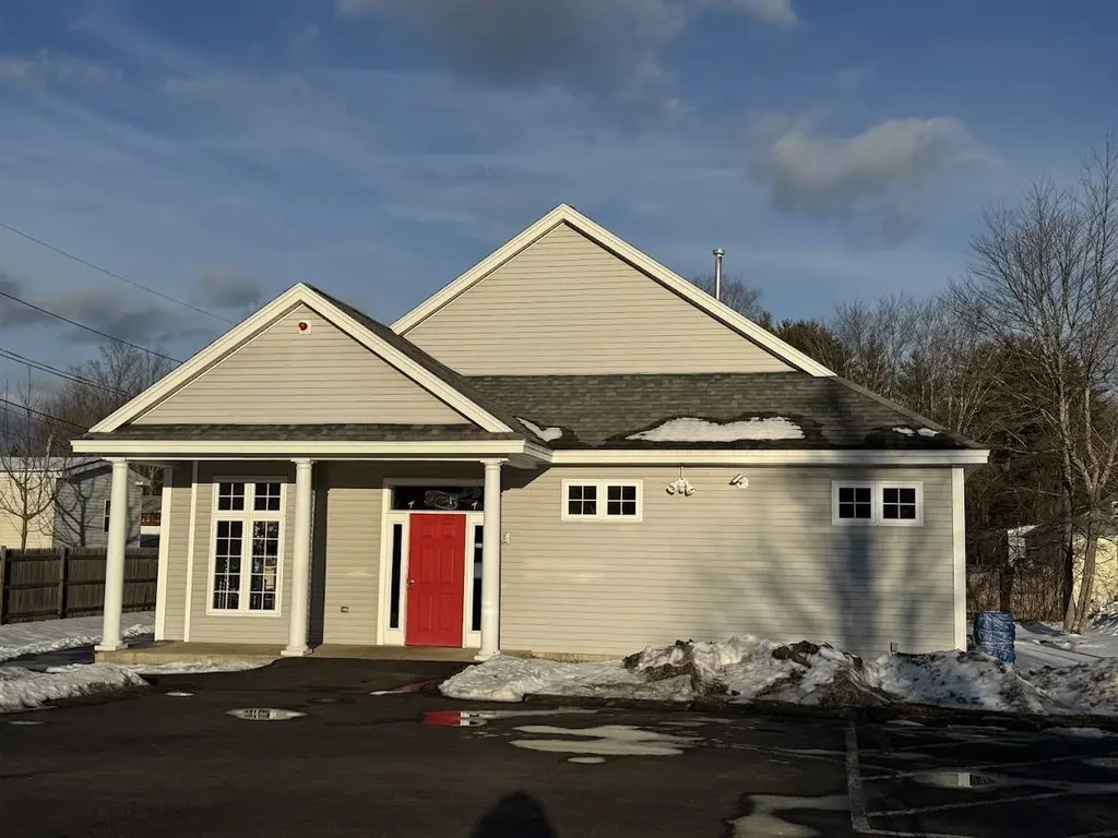 78 Fisherville Road, Concord