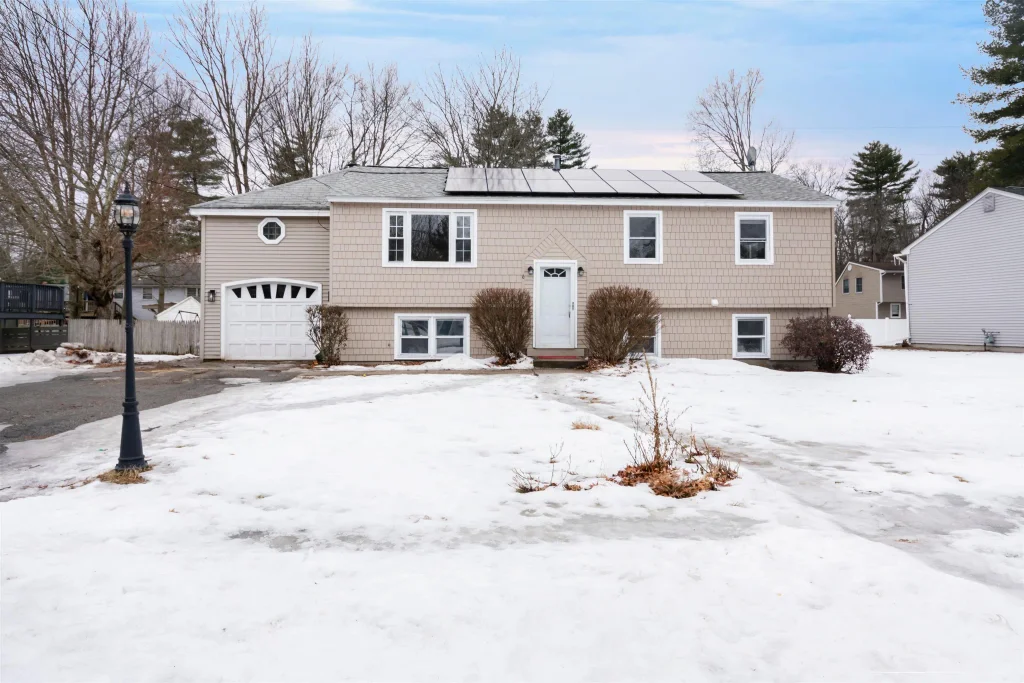 6 Cassandra Lane, Nashua