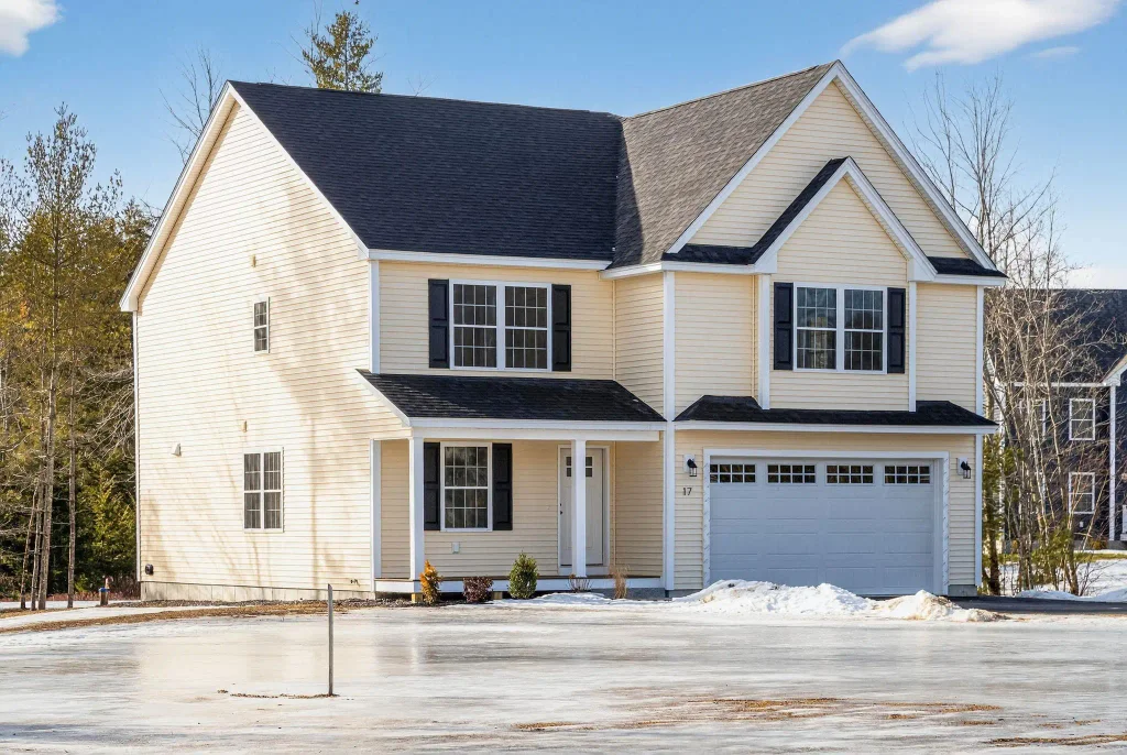 17 Elm Court, Barrington