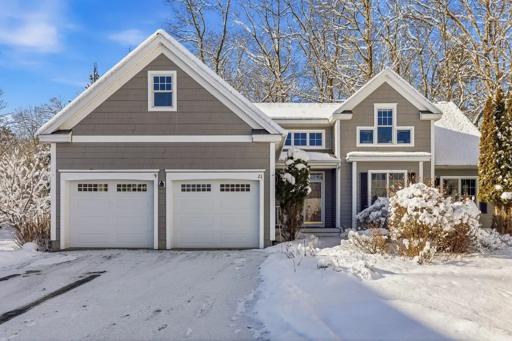 21 Parkman Brook Lane, Stratham