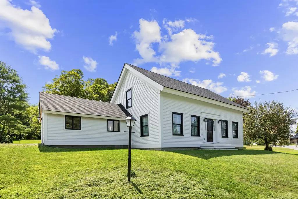34 Pleasant Street, Lyme