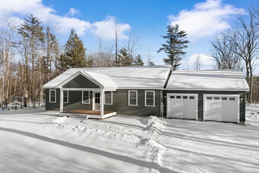 68 Sawyer Lake Road, Gilmanton