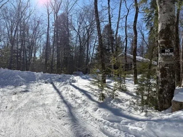 18 Collins Drive, Northwood