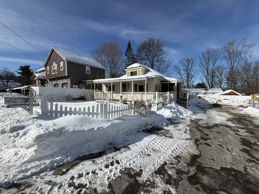 38 Bell Street, Nashua