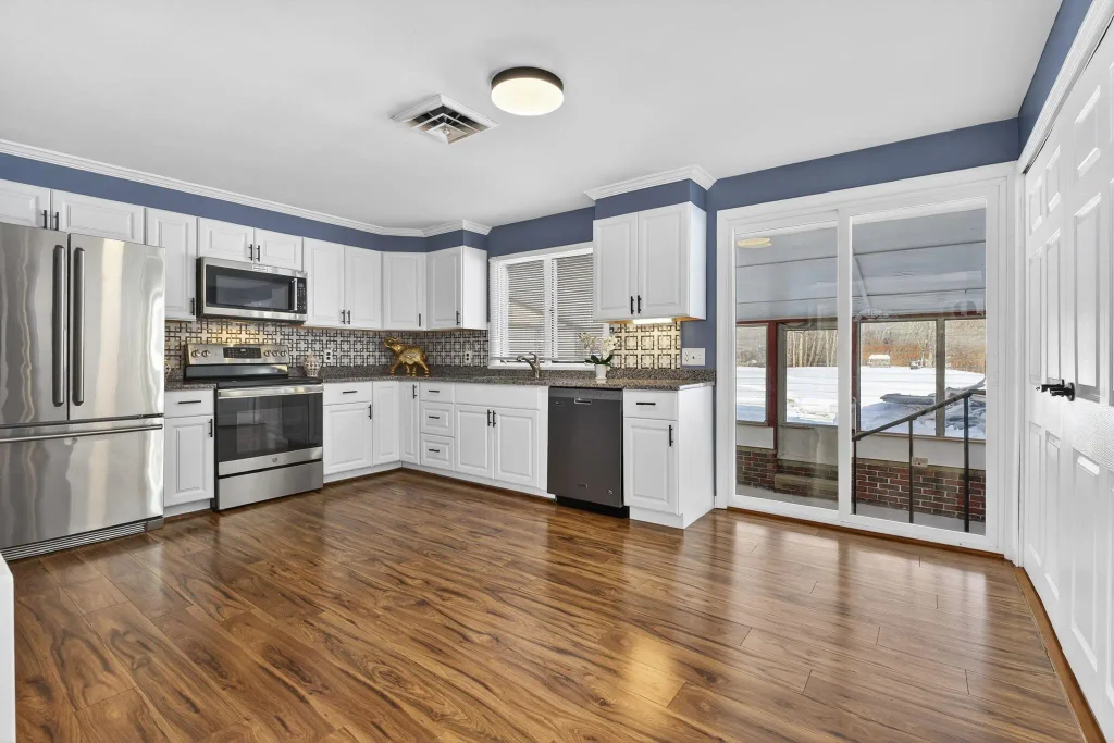 126 Cohas Avenue, Manchester