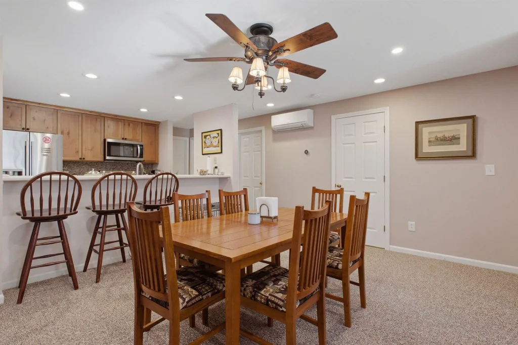 5 White Oak Lane, Lincoln