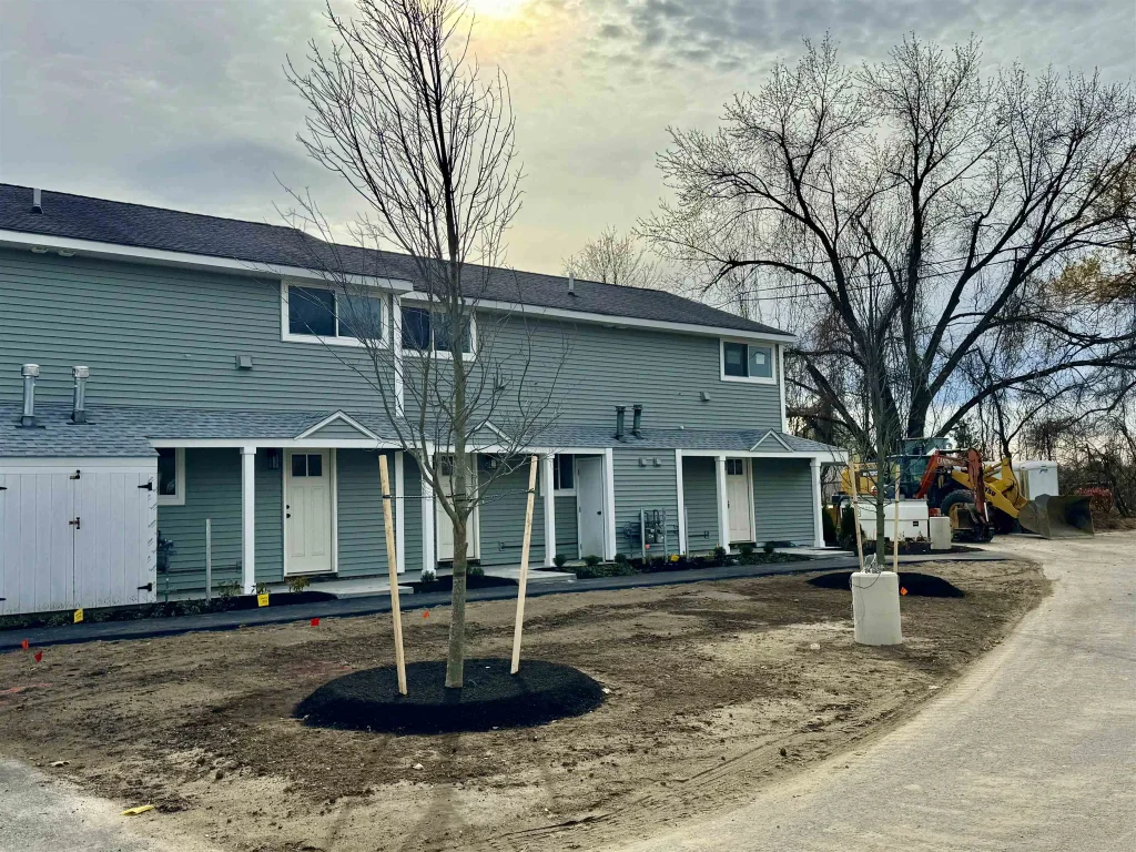 13 Birdie Grove, Rochester