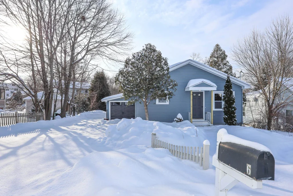 6 Mountain View Street, Nashua