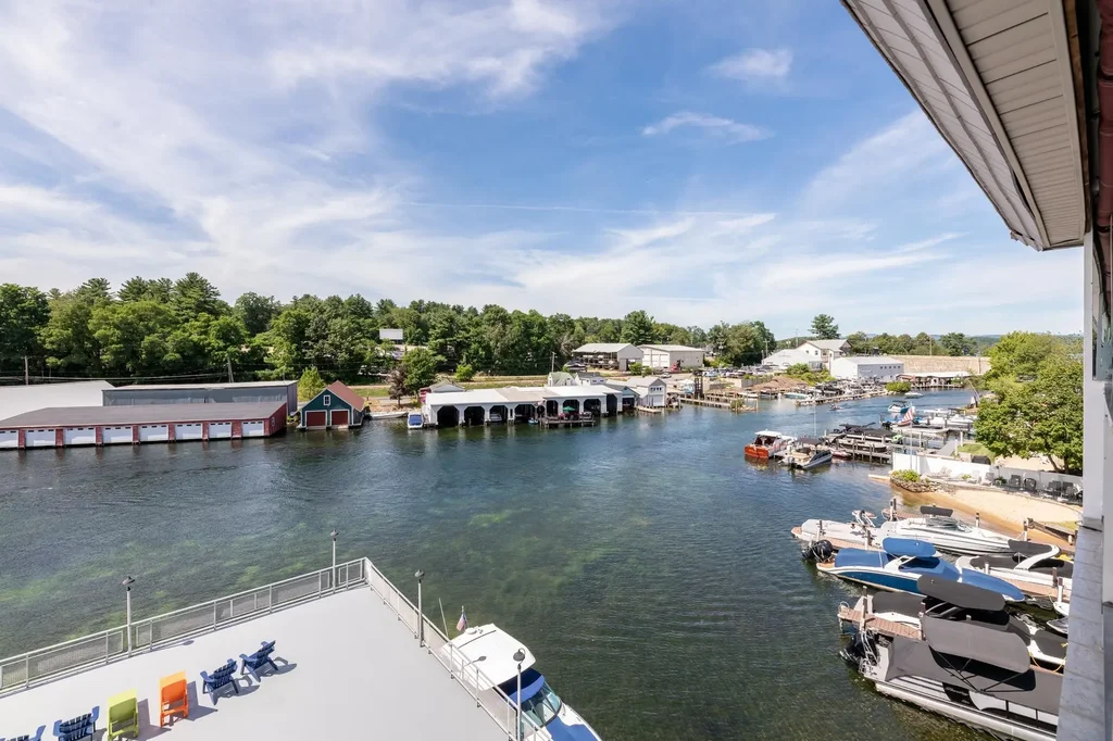 1152 Weirs Boulevard, Laconia