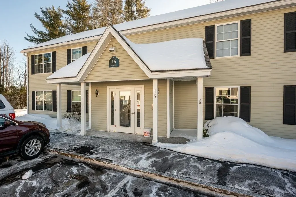 15 Tampa Drive, Rochester