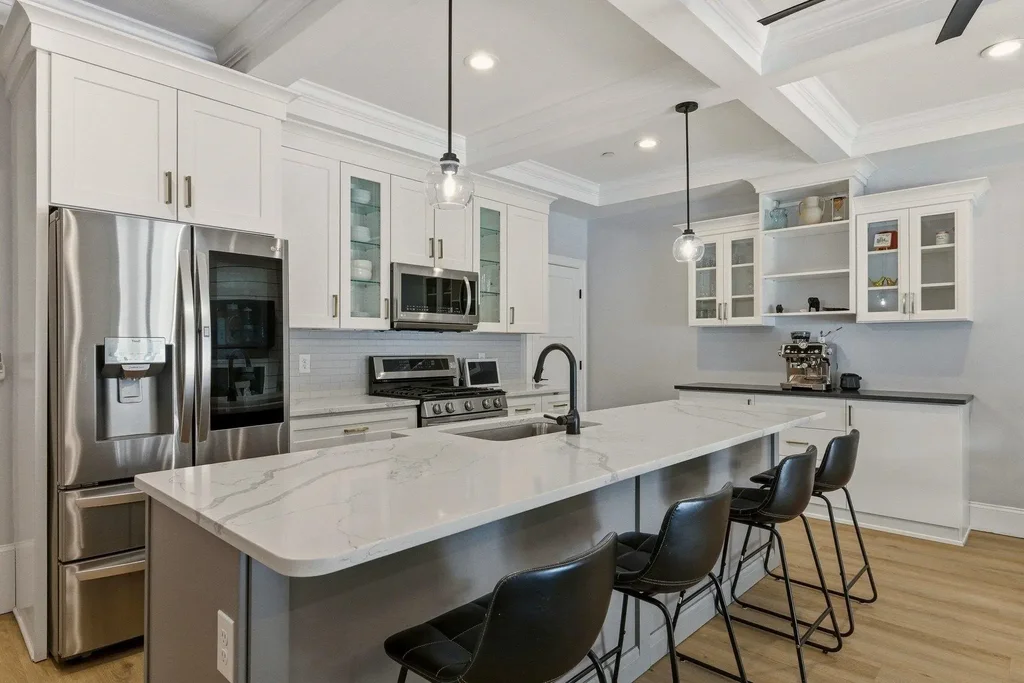 114 Saratoga Way, Portsmouth