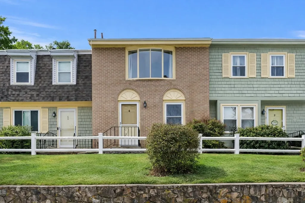 4 Gunstock Ridge, Merrimack