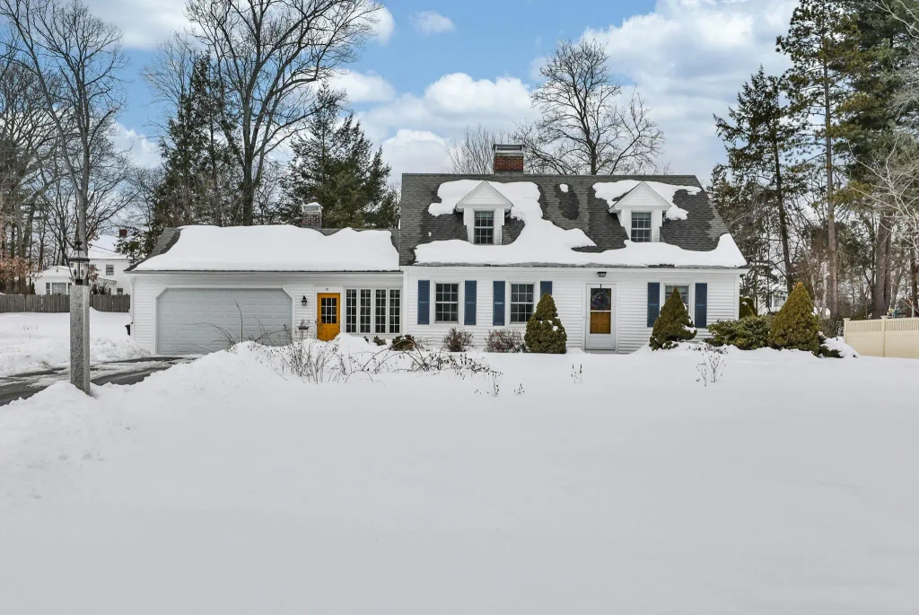 10 Wood Street, Nashua