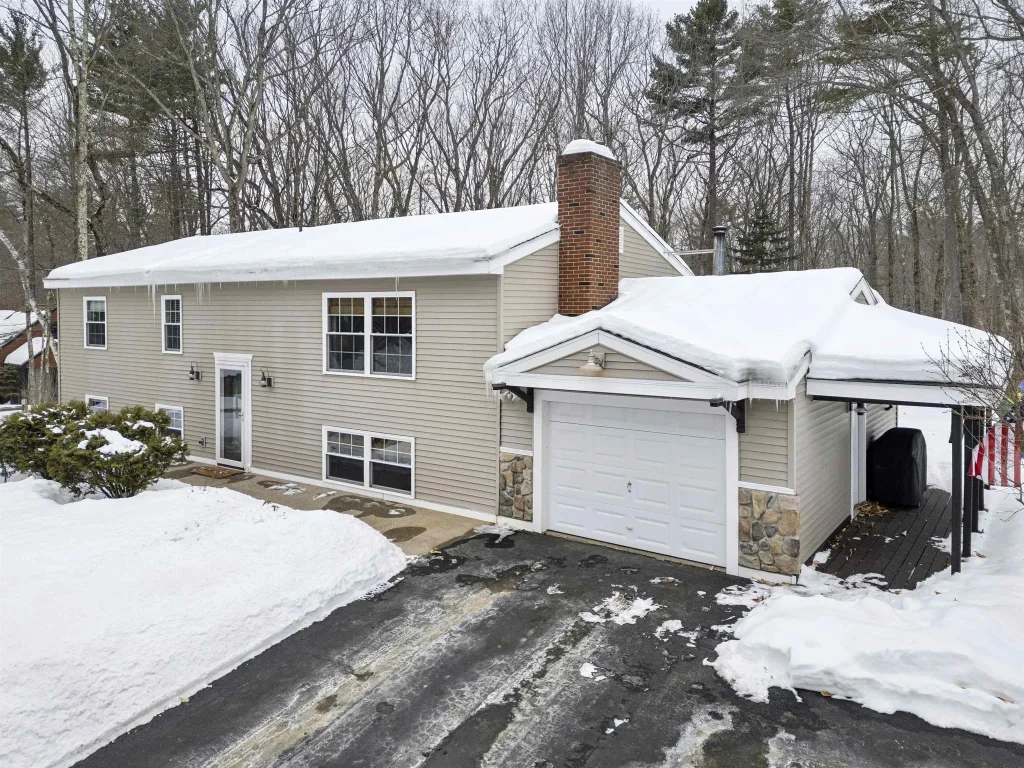 96 Woodvale Drive, Laconia