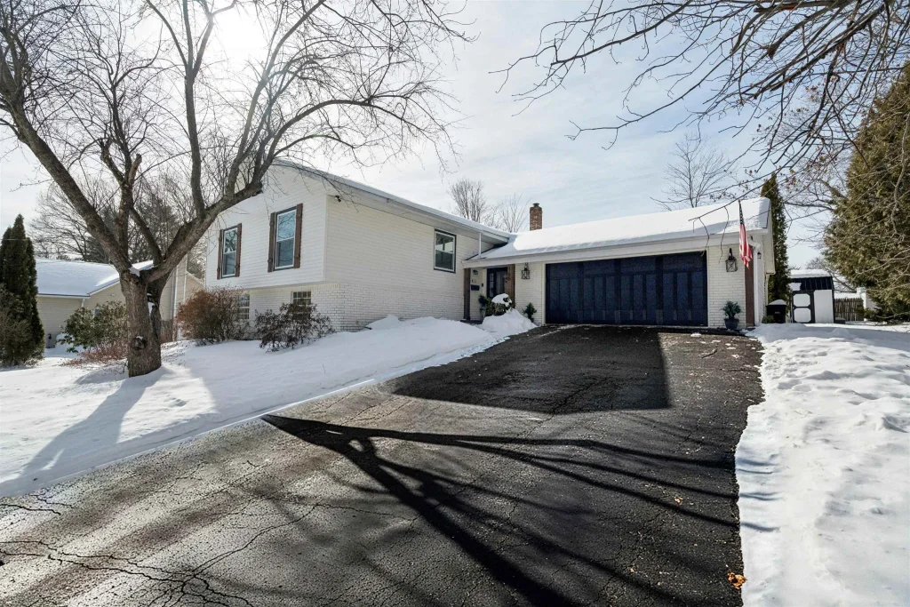 166 Holman Street, Laconia