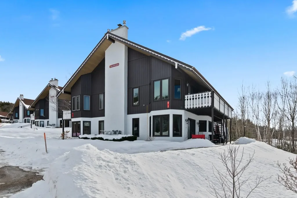 58 Christmas Mountain Road, Bartlett