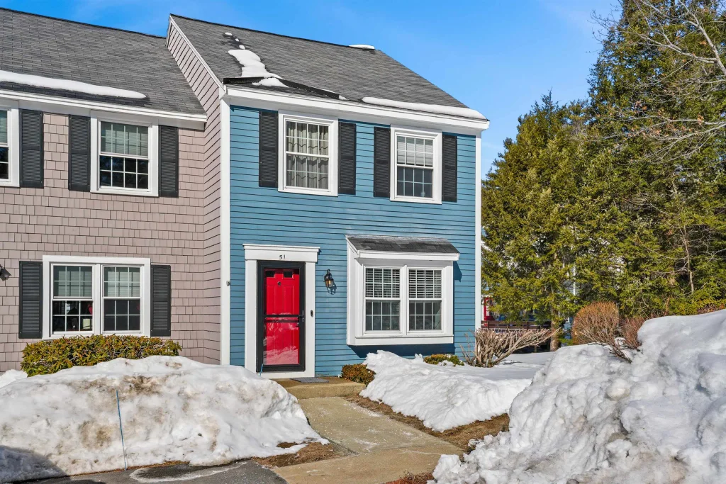 51 Donovan Court, Merrimack