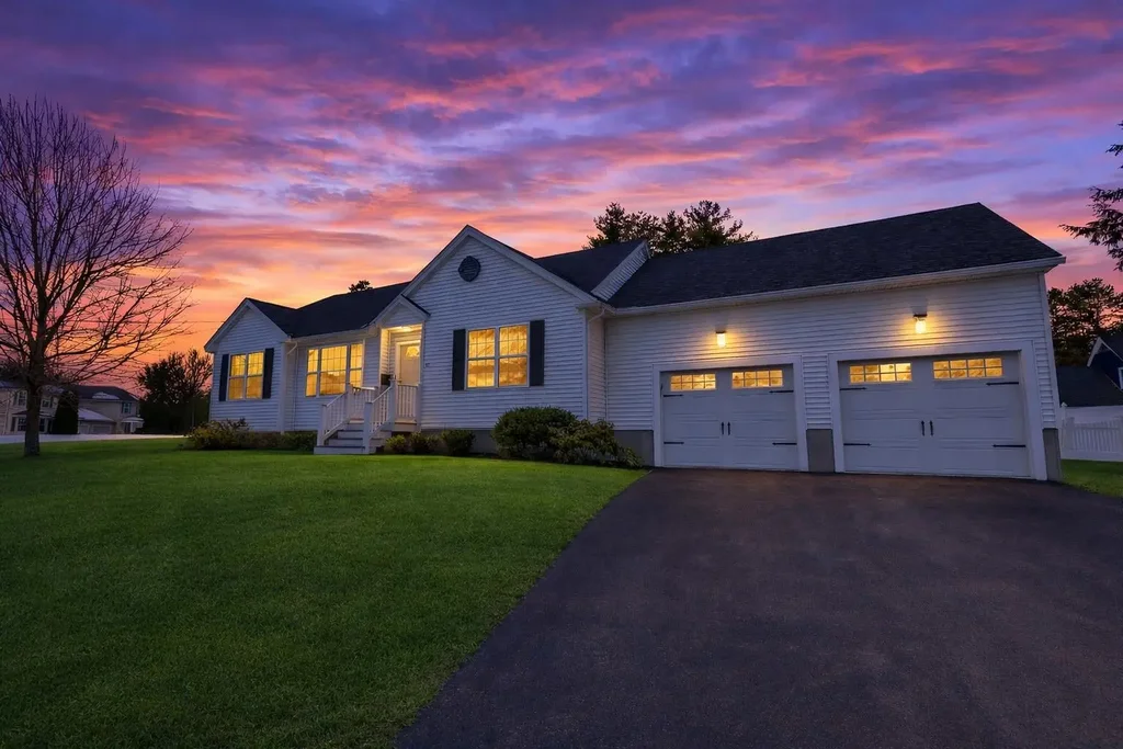 57 Baldwin Street, Nashua