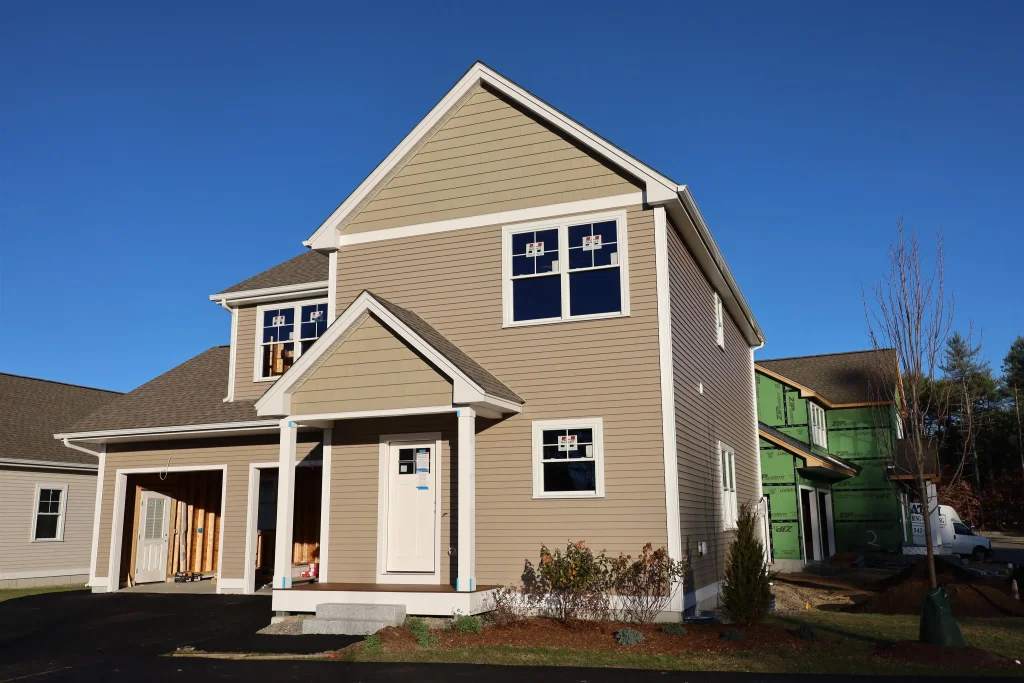 8 Wilderness Drive, Nashua