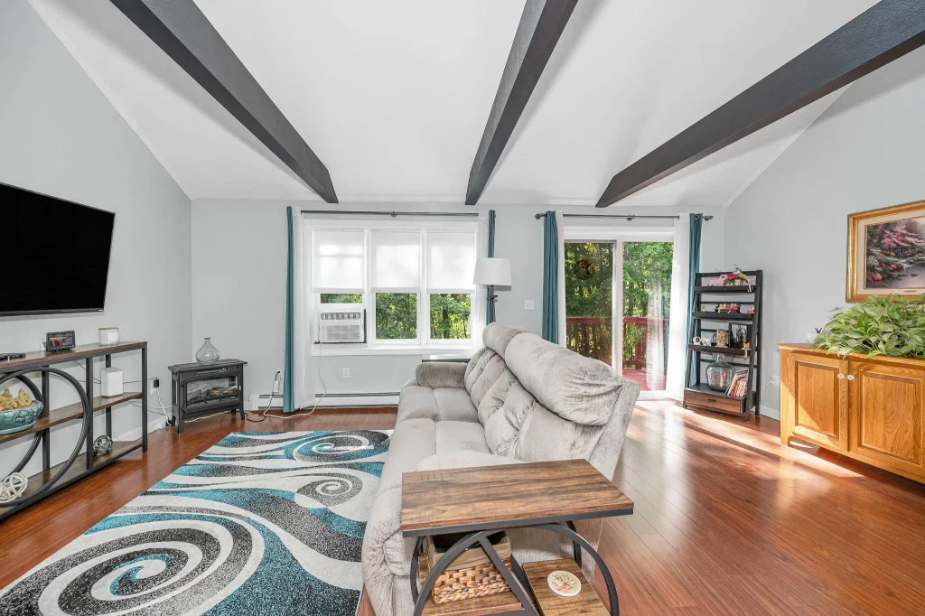 20 Chandler Drive, Atkinson