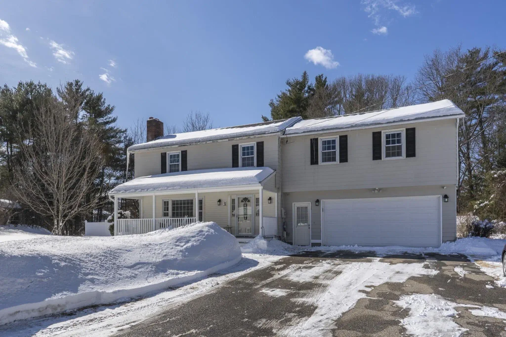 31 Pine Crest Drive, Goffstown
