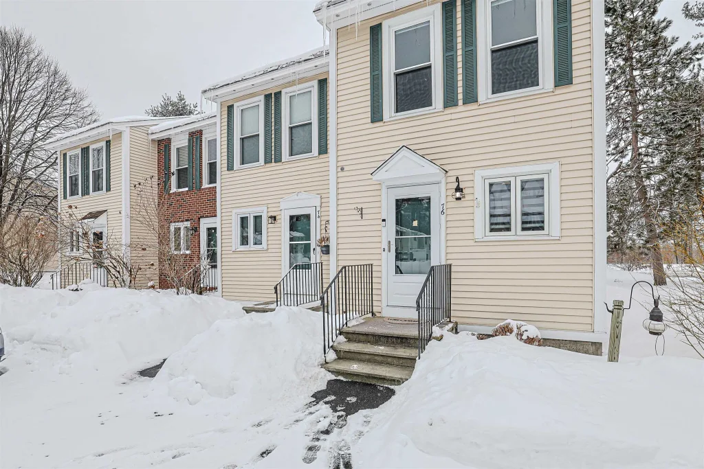 76 Shelburne Road, Merrimack