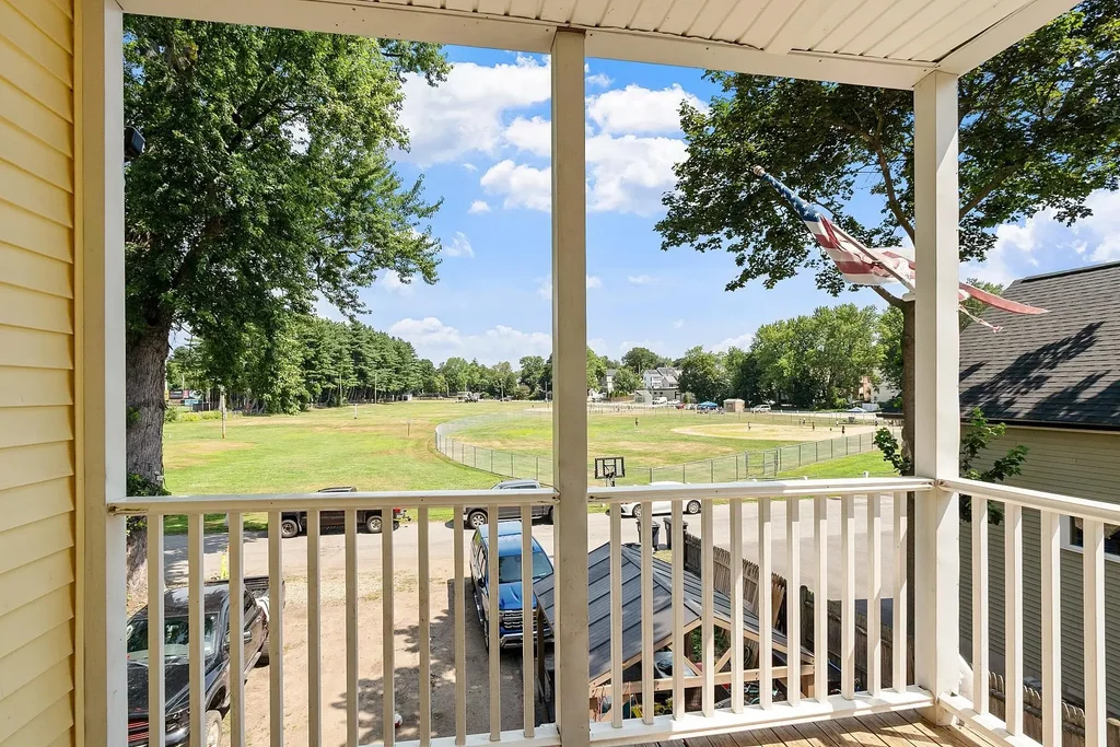 14 Artillery Lane, Nashua