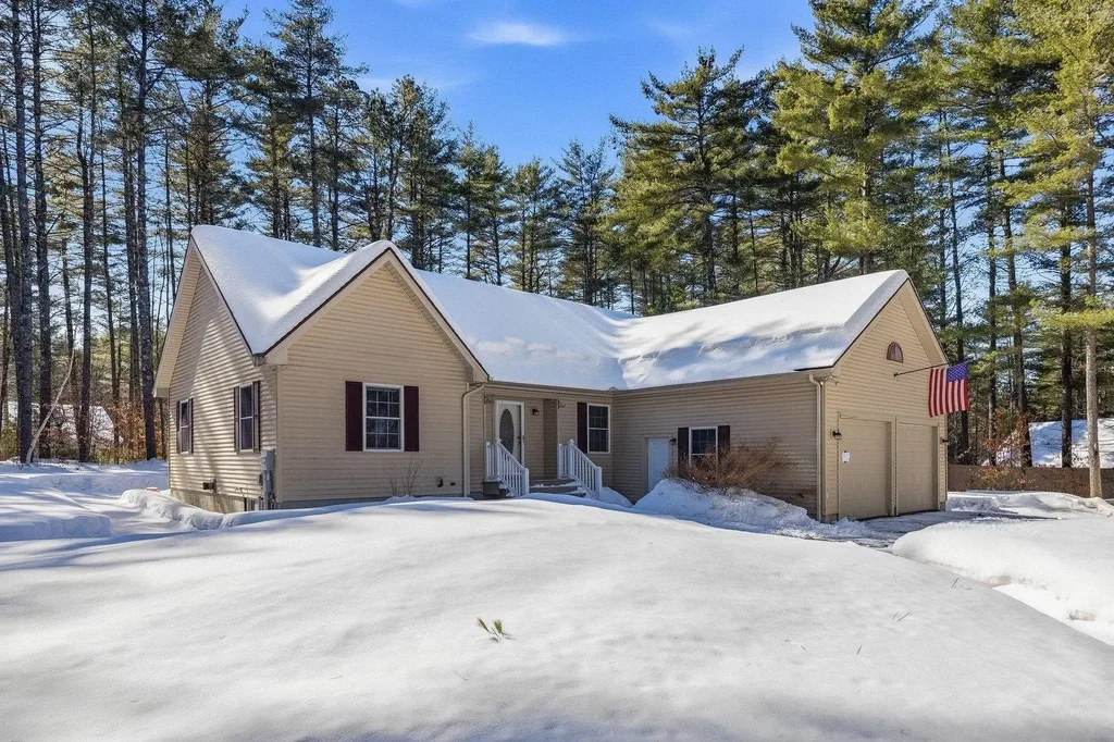 21 Barrington Circle, Ossipee