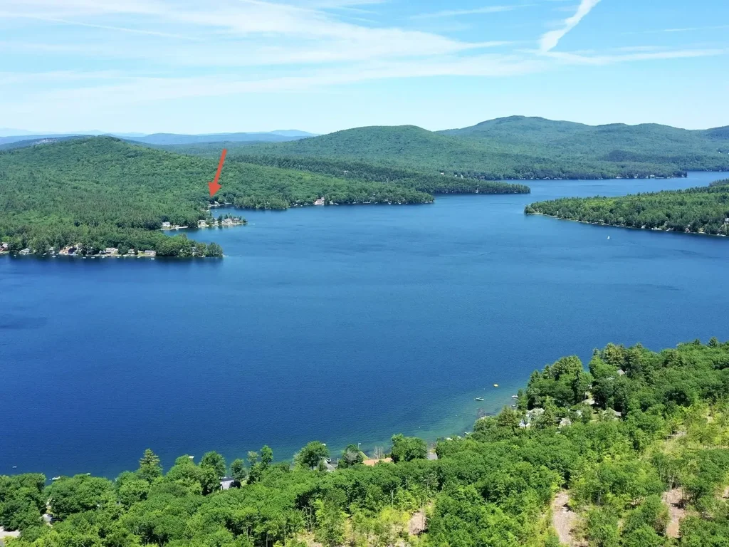 39 North Shore Road, New Durham