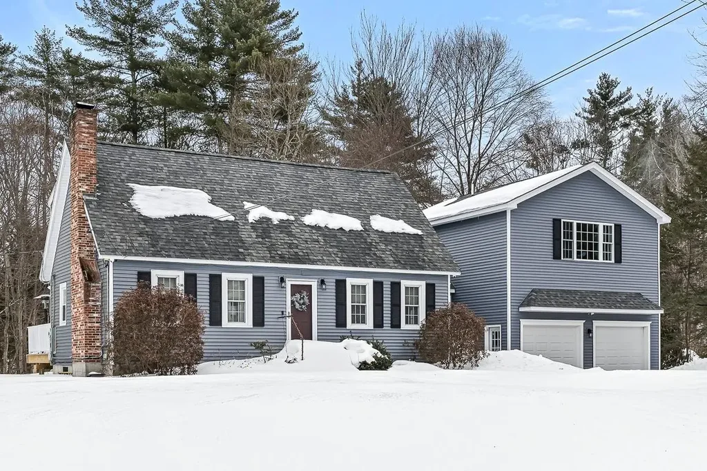 18 Northwood Drive, Merrimack