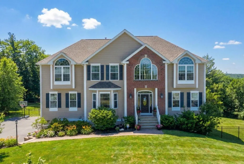 22 Ryan Farm Road, Windham