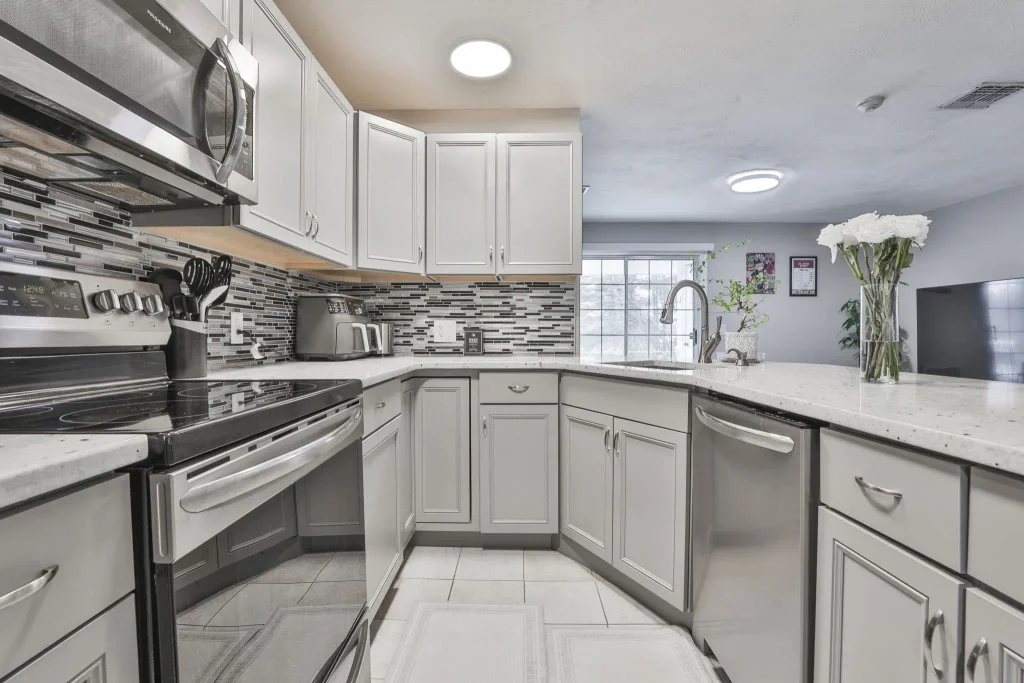 28 James Street, Milford