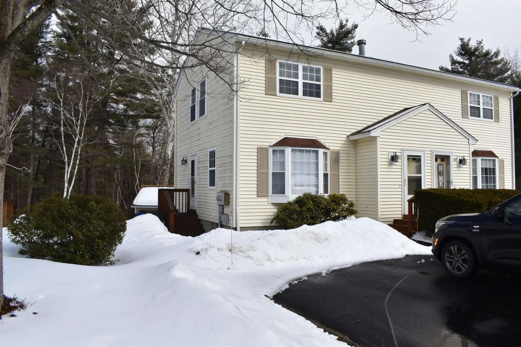 6a Mustang Court, Goffstown