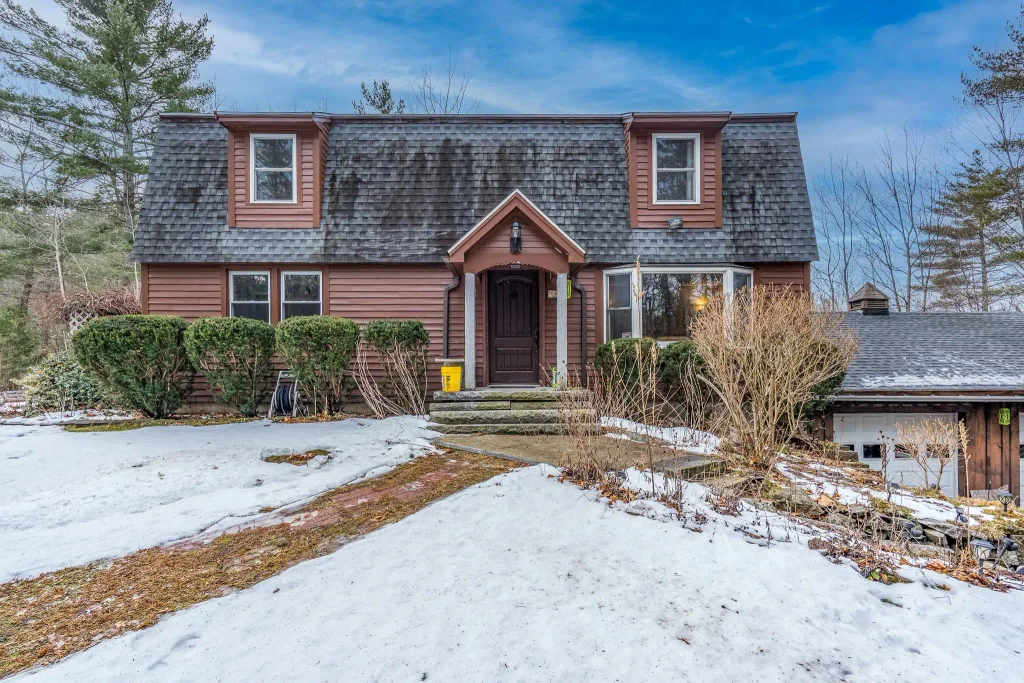 35a Hood Road, Brookline