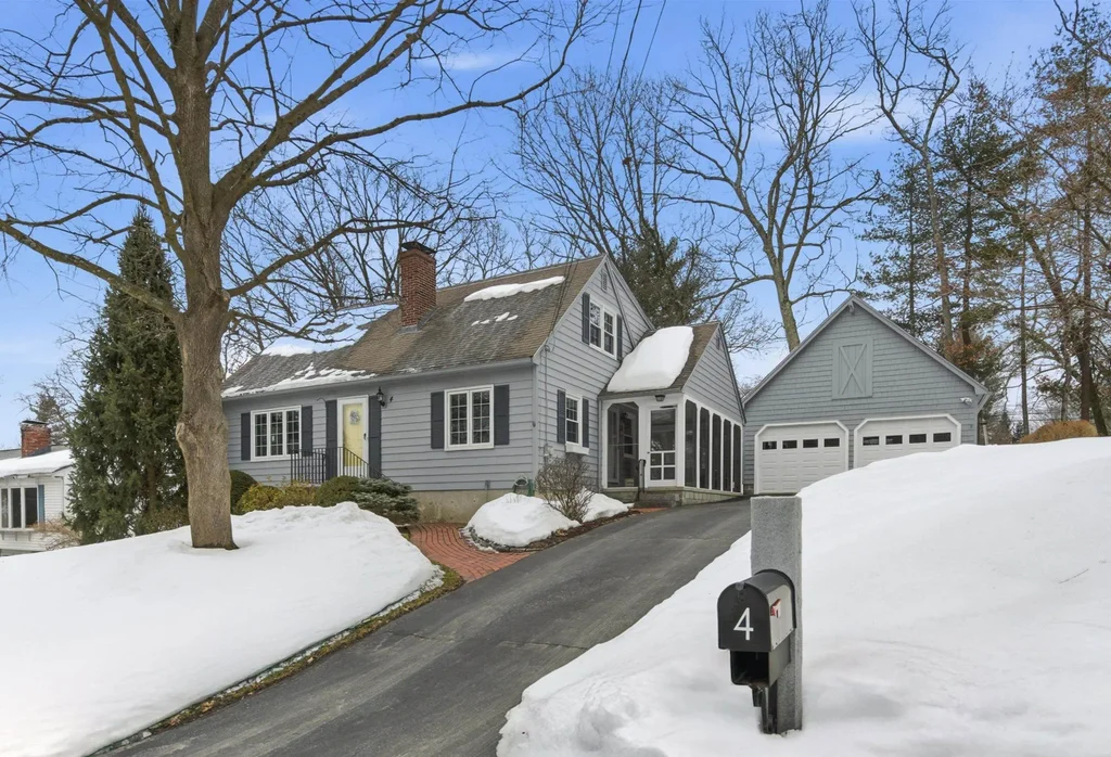 4 Nightingale Road, Nashua