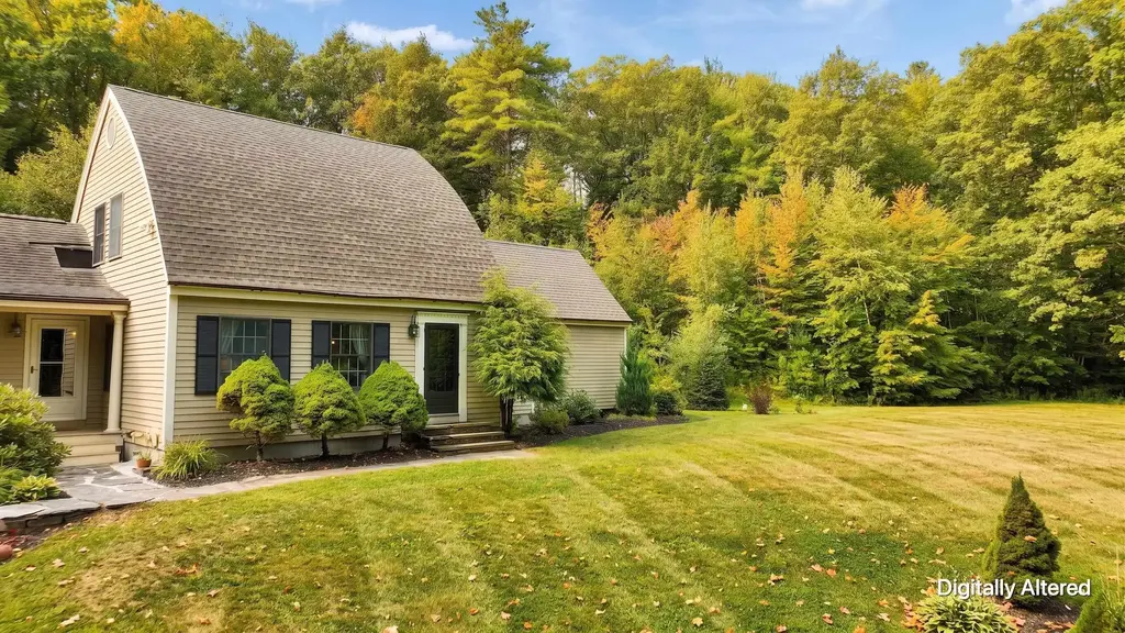 1481 Bennington Road, Francestown
