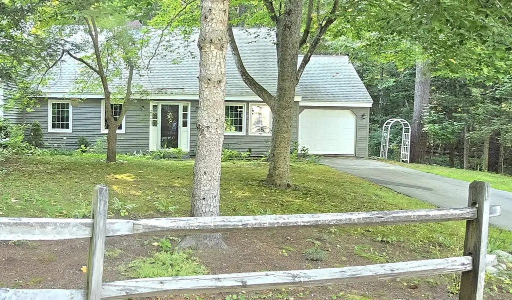 12 Laurel Circle, Wolfeboro