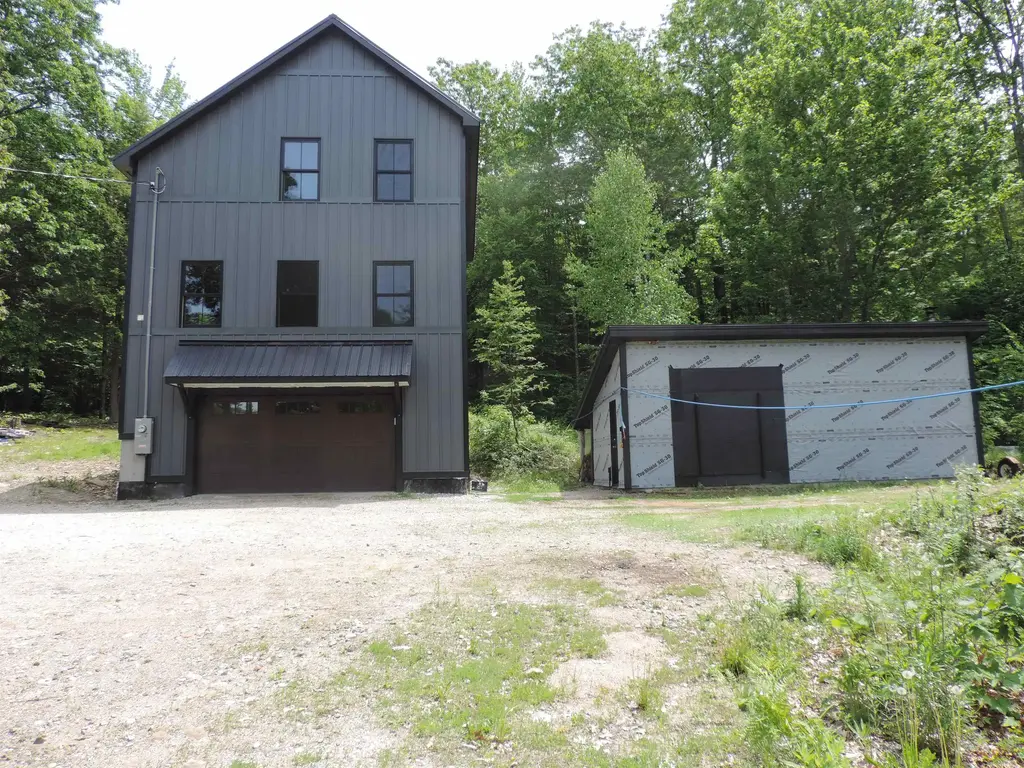 445 Whittier Highway, Sandwich