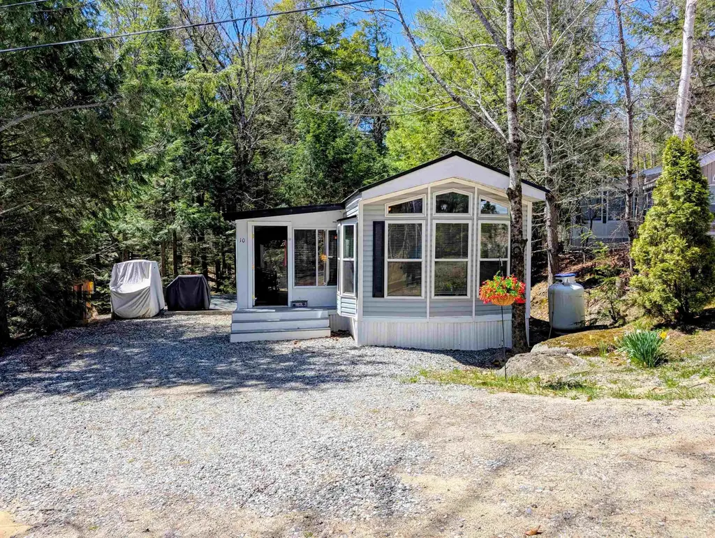 10 Hollows Road, Holderness